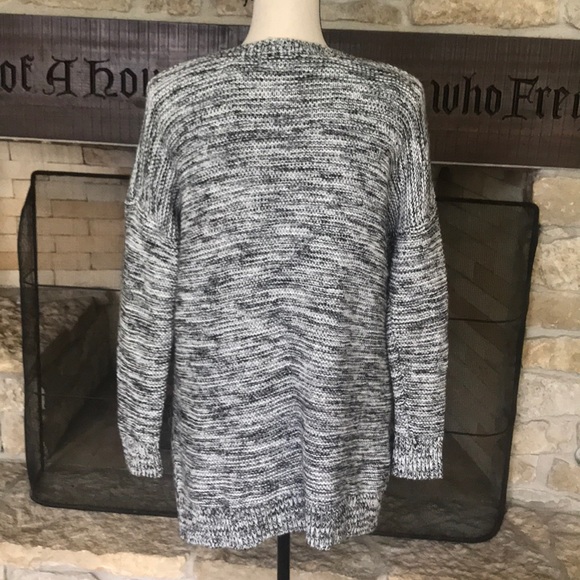 Woman’s Express Fringe Sweater Size S - Picture 4 of 5